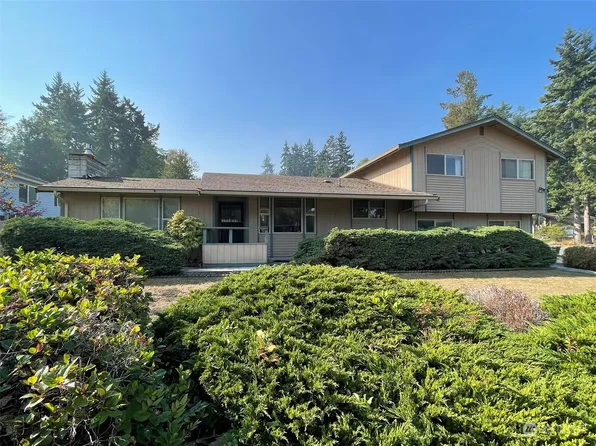 2024 W 8th Street, Port Angeles, WA 98363