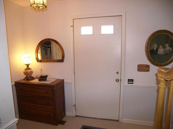 3rd image of 555 Bainbridge Dr #39