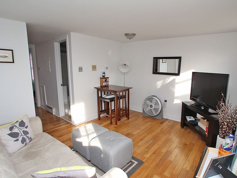1st image of 2124 Christian St #C