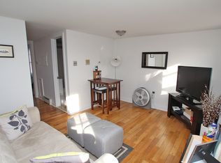 2124 Christian St #C, Philadelphia, PA 19146