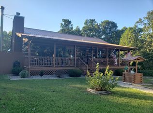 329 Armstrong Ln, Monterey, TN 38574