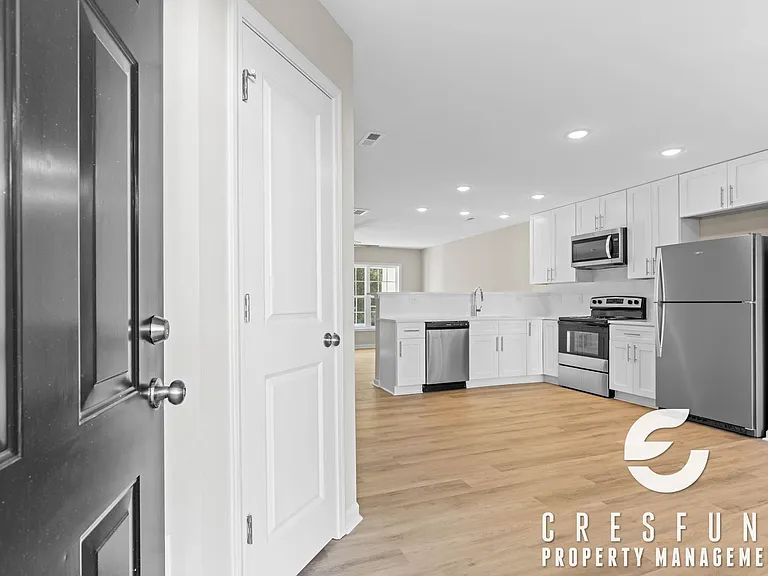 130 Chapel Hill Rd — Photo 5
