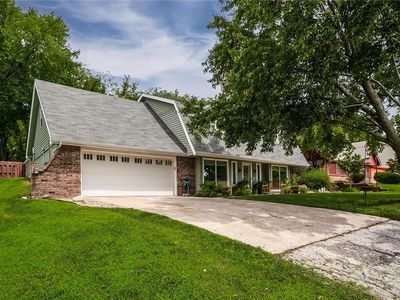 12010 E Park St, Sugar Creek, MO, 64054