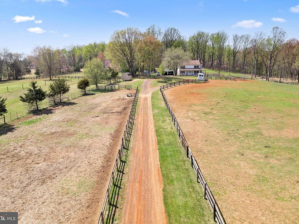 1st image of 19050 Monteith Farm Rd