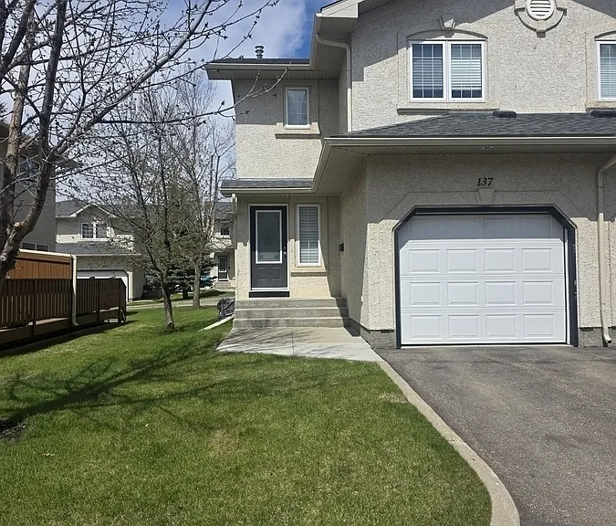 445 Bayfield Cres #137 — Photo 1
