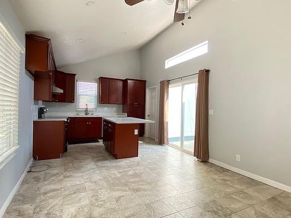 3rd image of 5311 Dexter Dr