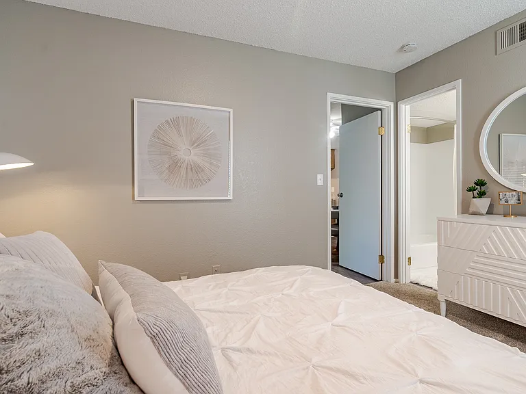 Springhill Apartments — Photo 10