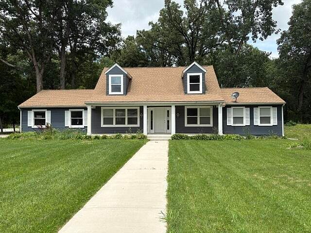 1st image of 10364 Greenleaf Dr