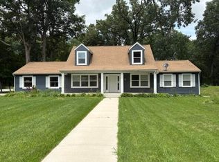 10364 Greenleaf Dr, Rensselaer, IN 47978