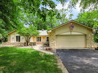 12110 Valley Brook Ct, Indianapolis, IN 46229
