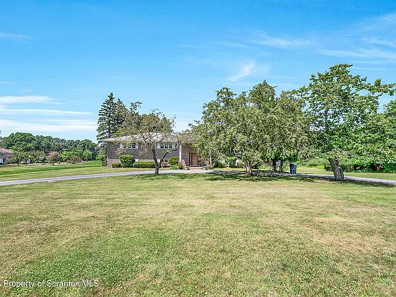 4th image of 1218 Country Club Rd
