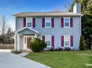 9 Farrington Ct, Greensboro, NC 27407