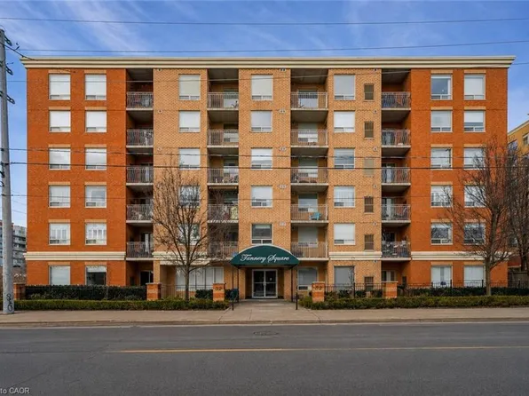 32 Tannery St #506, Mississauga, ON L5M 6T6