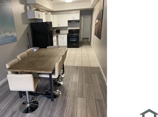 842 N Wood St, Chicago, IL 60622
