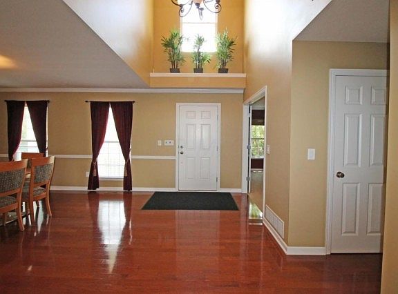 2nd image of 6802 Stillhouse Ln