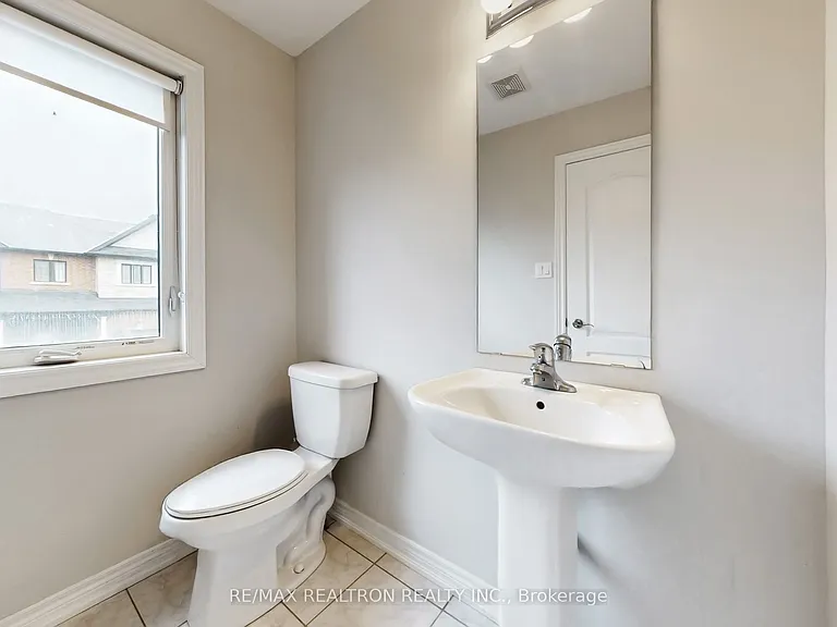 7 Zenyatta Ln — Photo 23