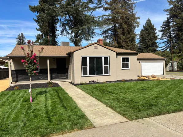 1328 College St, Woodland, CA 95695