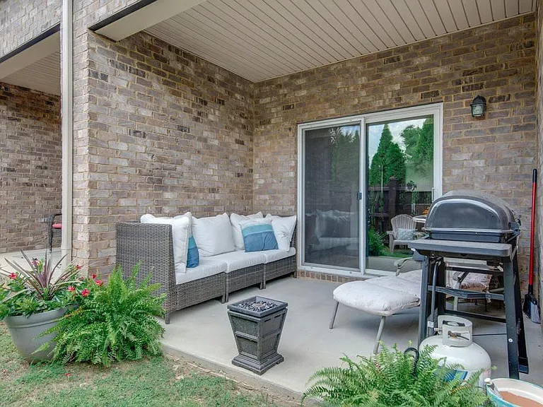 2022 Traemoor Village Dr — Photo 24