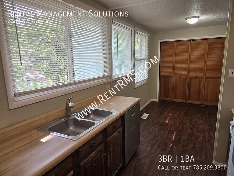 3380 SW Tara Ave — Photo 9