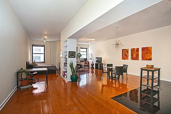 Rented by Apartment Luxe Realty Group, Inc | media 22