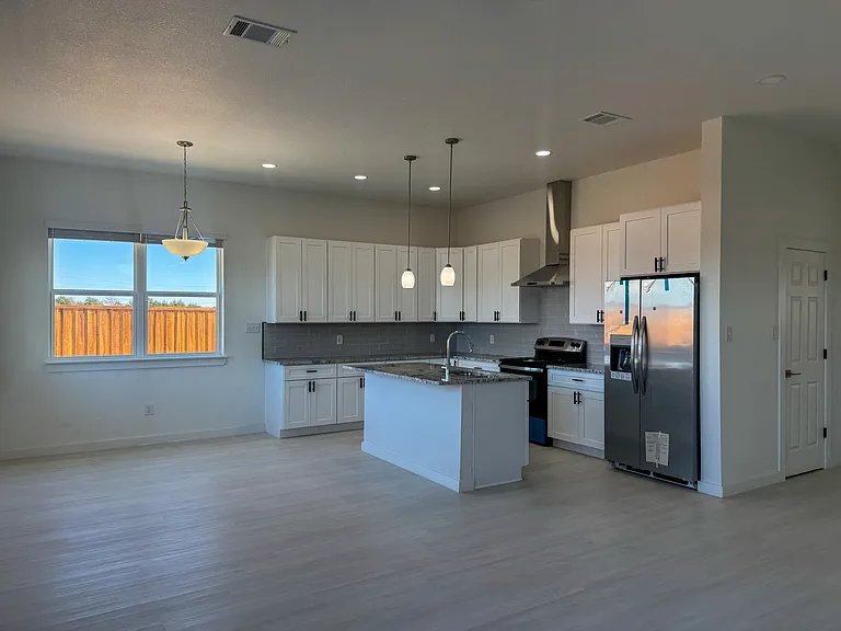 160 Zion Rd — Photo 20