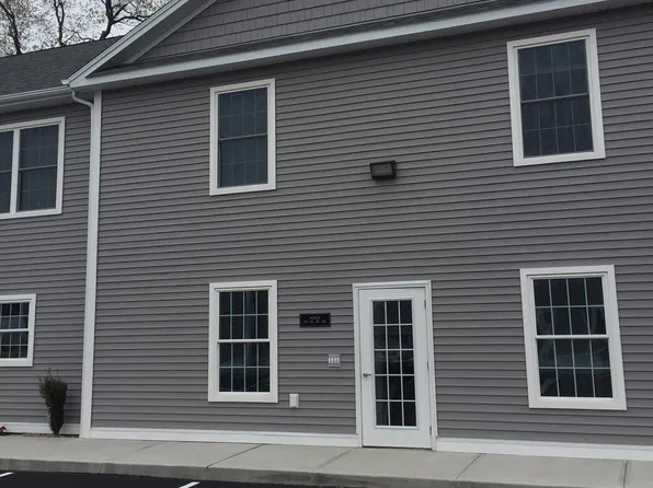 189 Whiting St #16, Plainville, CT 06062