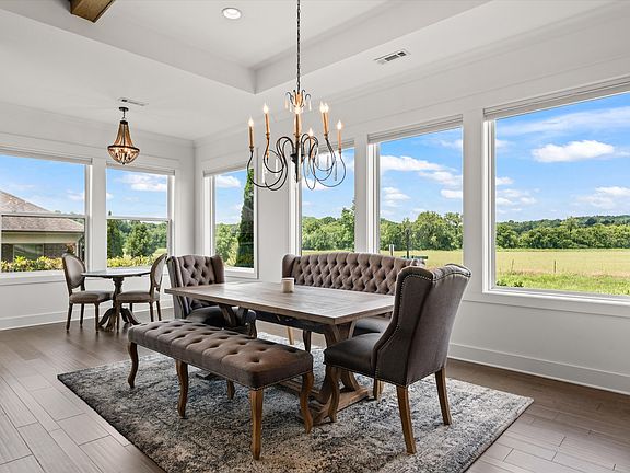 4th image of 102 Edenburg Dr