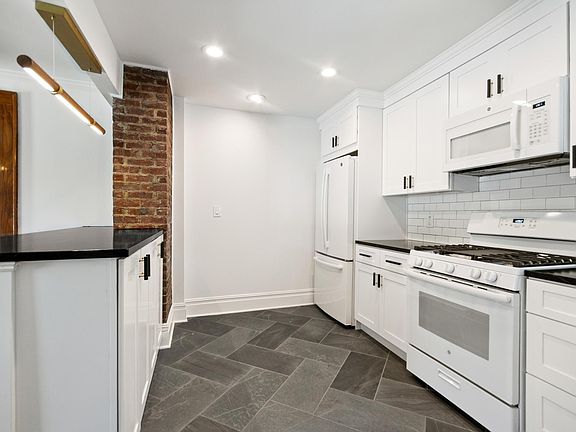 3rd image of 225 Elmwood Ave #2