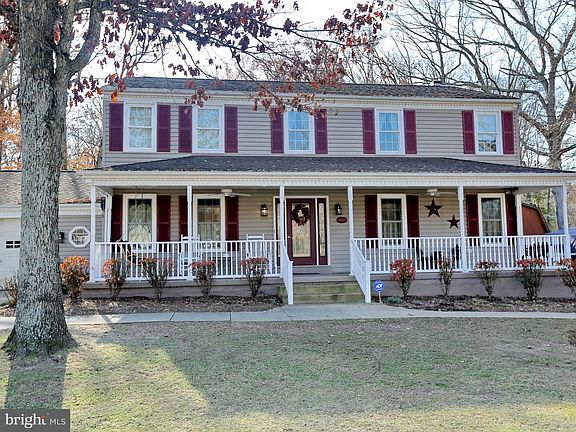 2nd image of 1406 Redwood Cir