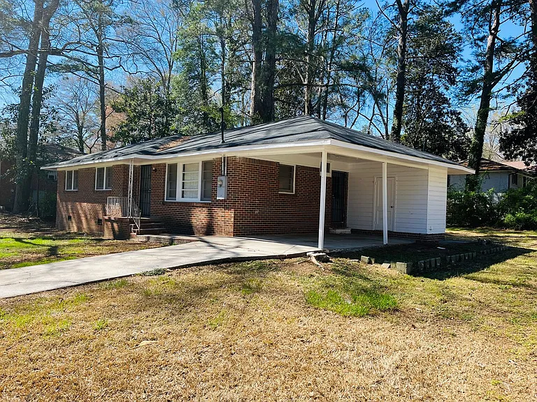 2673 Fairlane Dr SE — Photo 24