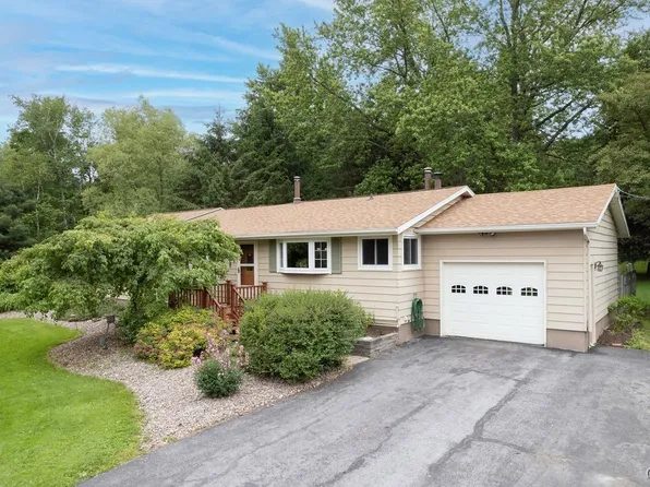 2770 Amber Rd, Marietta, NY 13110