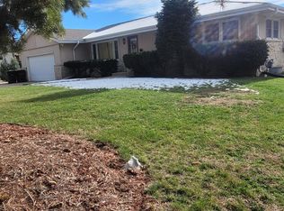 5425 W Cold Spring Rd, Greenfield, WI 53220