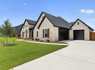 140 Chapowits Dr, Godley, TX 76044