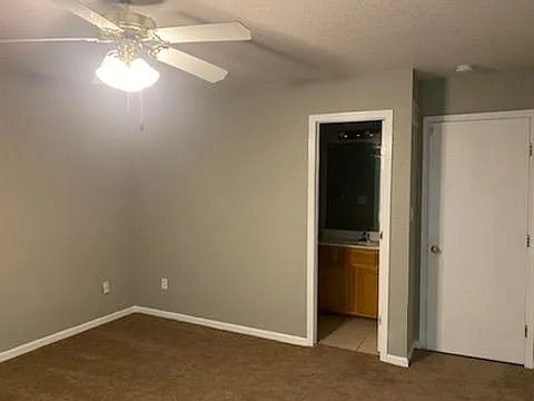 109 SW South Ave — Photo 9