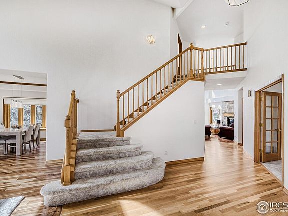 3rd image of 2133 Ridgeview Way