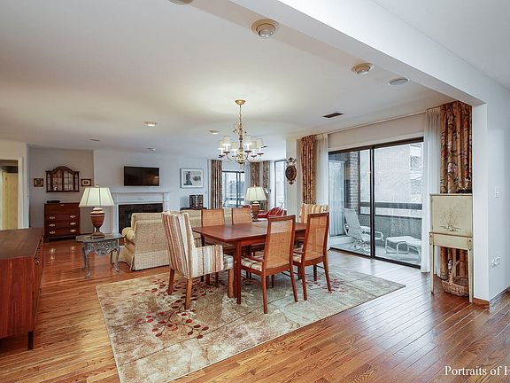 Fabulous highly desired open floor plan.