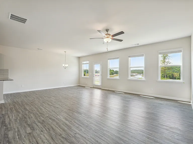 60 Briarwood Dr — Photo 9