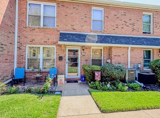 1123 Harbour Dr, Palmyra, NJ 08065