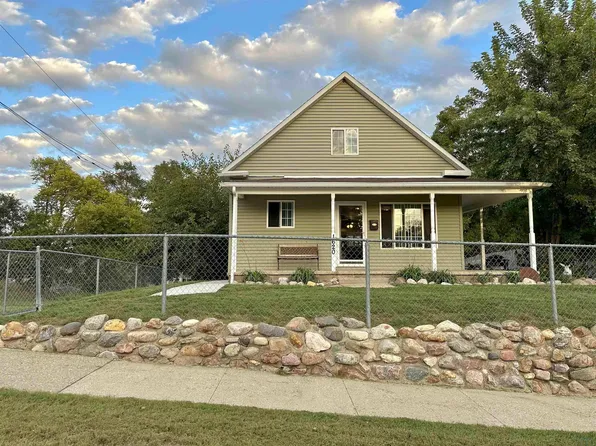 1620 Isabella St, Sioux City, IA 51103