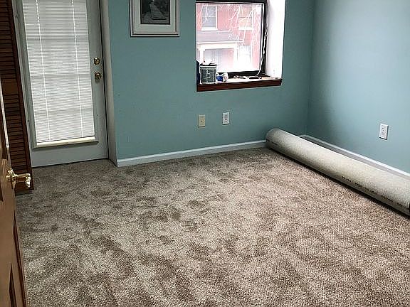 3rd image of 3963 Flad Ave
