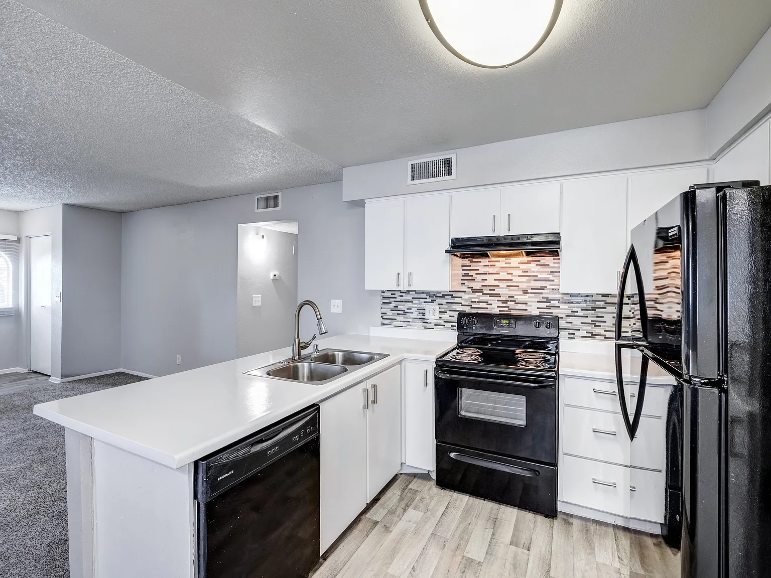 Sedona Ridge Apartment Homes — Photo 3