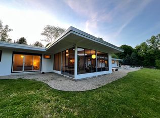 160 Catalpa Rd, Wilton, CT 06897