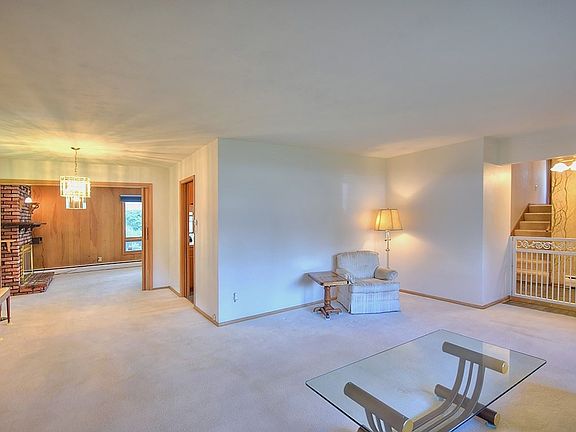 5th image of 4214 S Madelia St