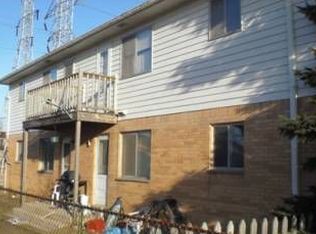 3229 S 99th St, Milwaukee, WI 53227