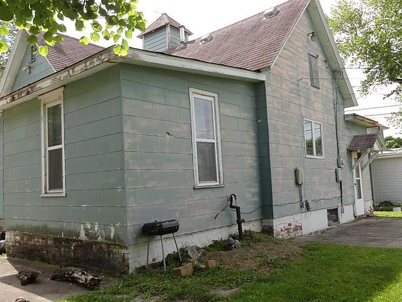 2nd image of 505 S 3rd St