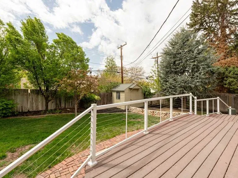 1122 E Westminster Ave — Photo 24