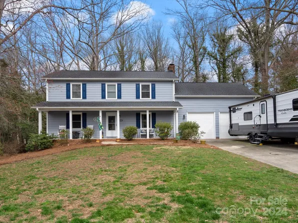 1332 Shady Bark Dr, Gastonia, NC 28054