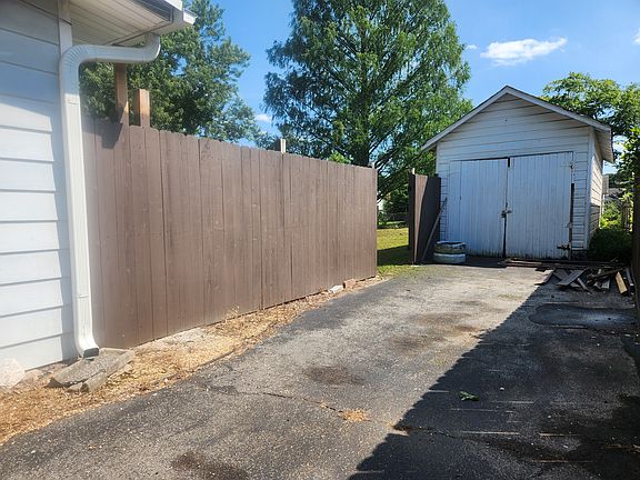 4th image of 5344 Greenbriar Rd