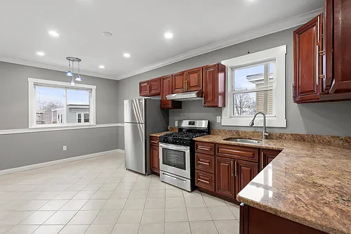 97 Welles Ave #3 Photo 1