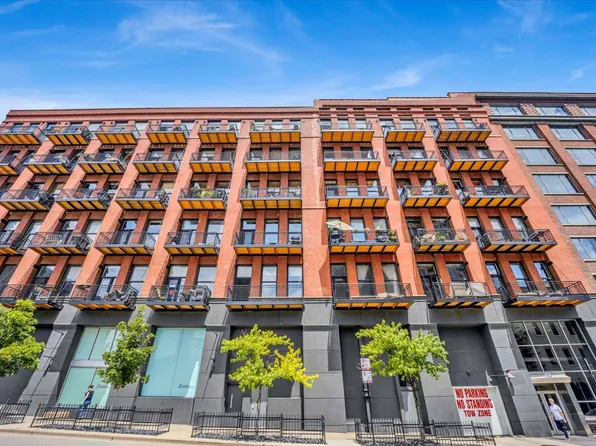 616 W Fulton St APT 212, Chicago, IL 60661
